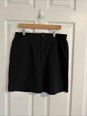 Tilley Classic Black Skort
